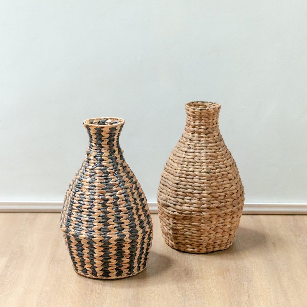 Wasserhyazinthenvase DAYANA – schwarz & beige