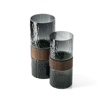 Mørkegrå trævase 29,5 cm høj - slank søjle