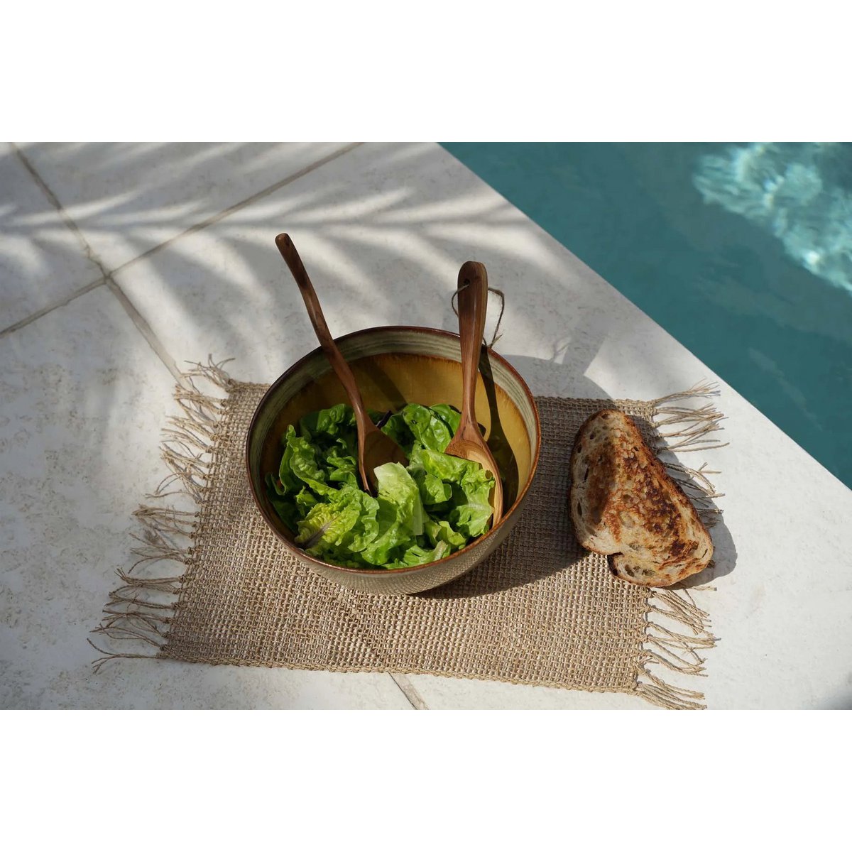 Stoneware serving bowl Comporta - multi-colour