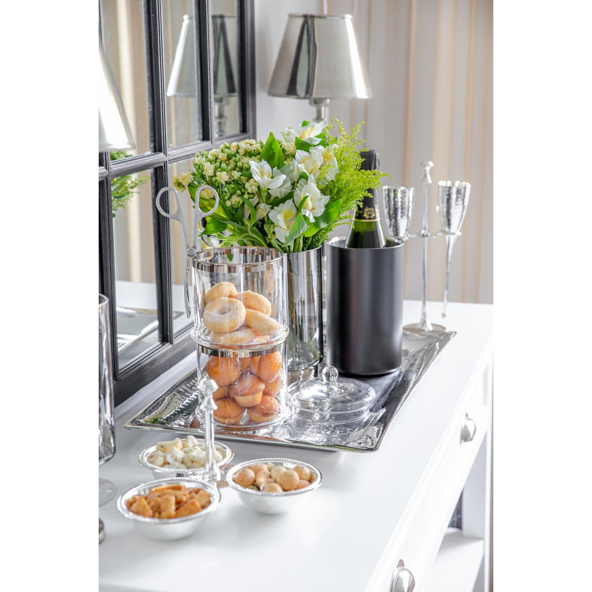 Handgeblasene Glasdose Lia, 29cm mit Deckel – Platinrand