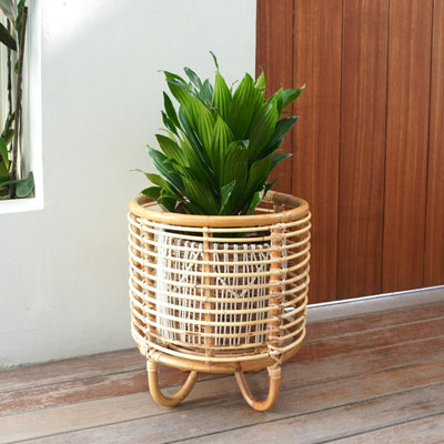 Rattan plantestativ MALANG 35 cm – beige flettet holder