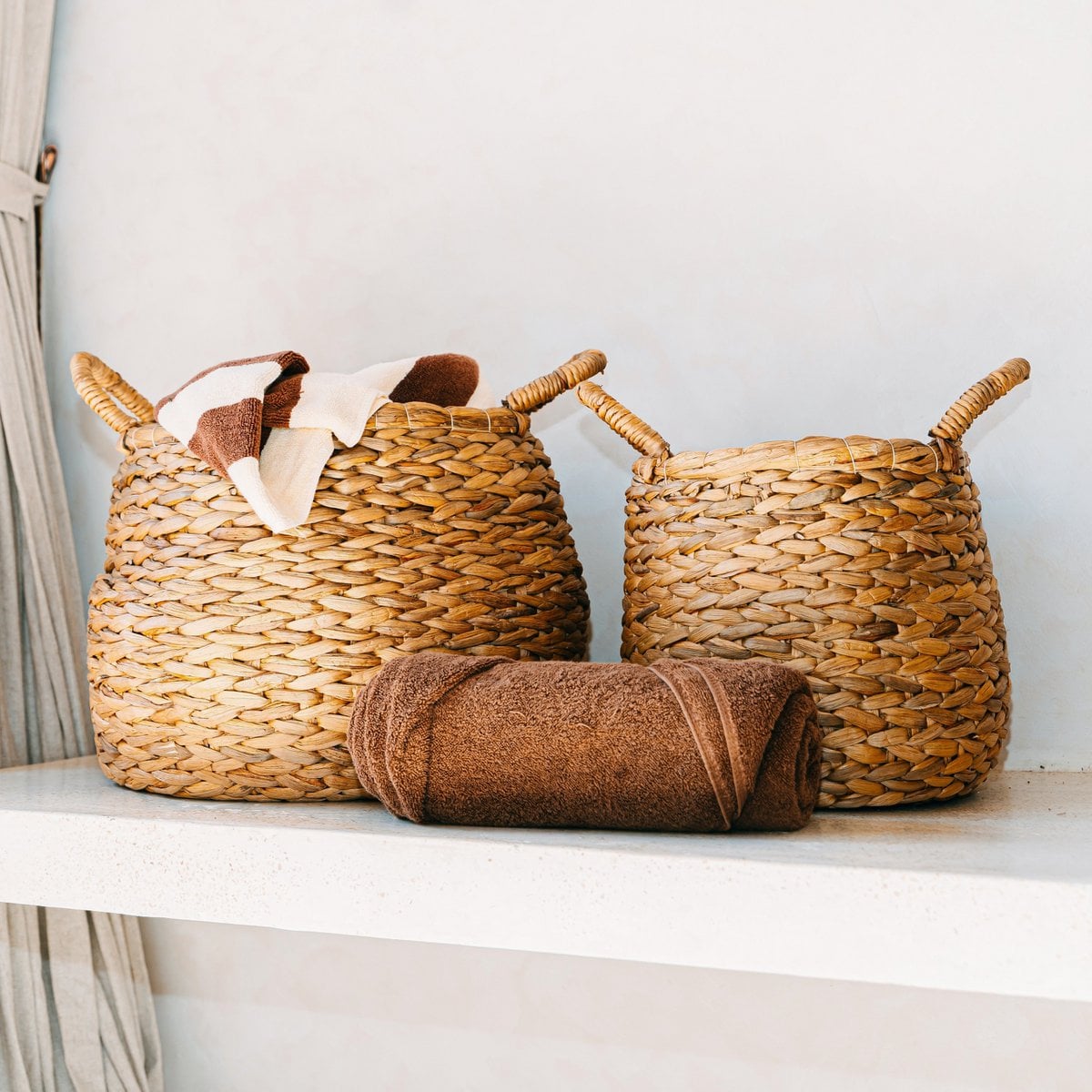Rund flettet jutekurv Ø35 cm – pæreformet beige, 27 cm høj
