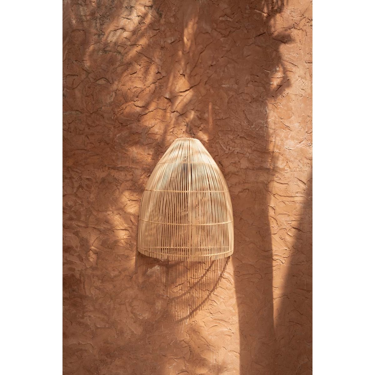 Vægskærm i rattan, 55 cm – beige halvkegleformet kuppel