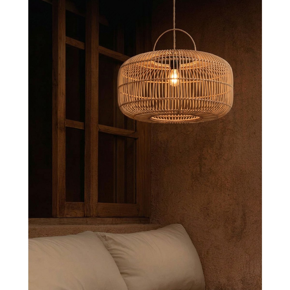 Rattan-Pendelleuchte Arun – 55 cm breit, 30 cm hoch