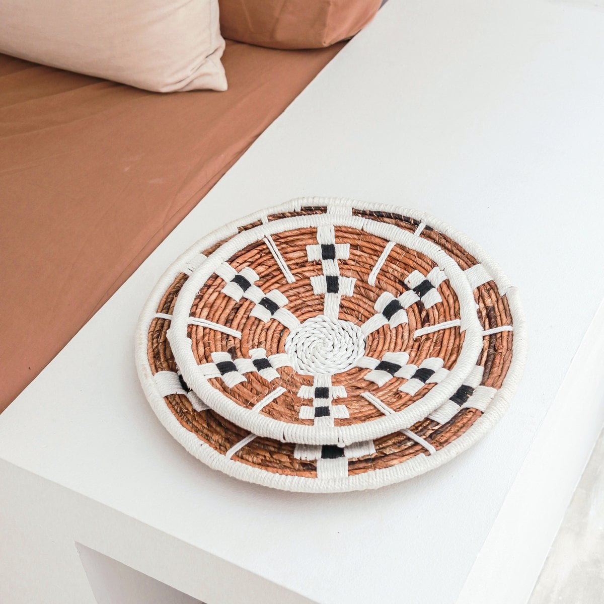 Seegras- und Baumwollwandkorb Taman 40 cm – geometrisch