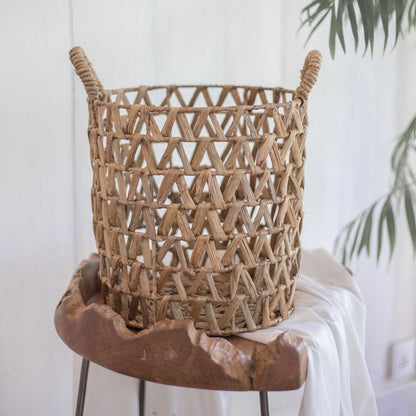 Jute- og metalkurv NAILAKA M – ø35 × 35 cm, Indonesien