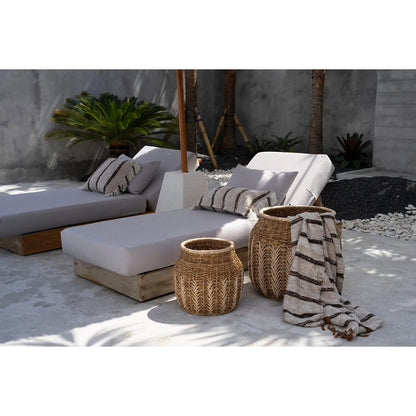 Kurv af rattan og bananblade - natur, medium