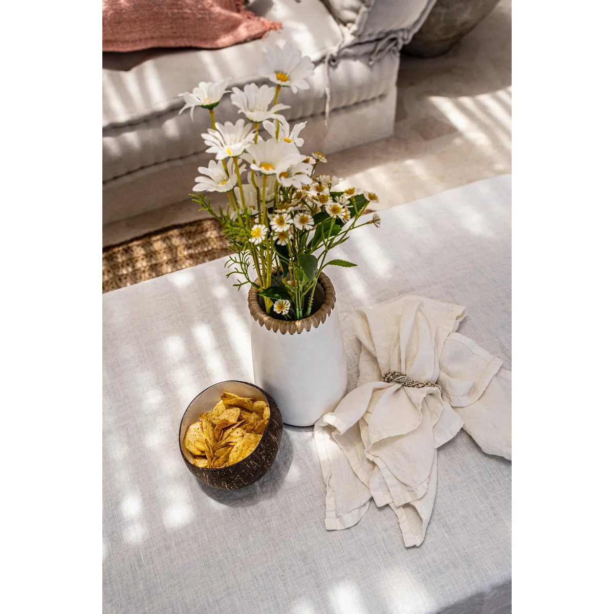 Coconut shell bowl, 13 cm - white lacquer