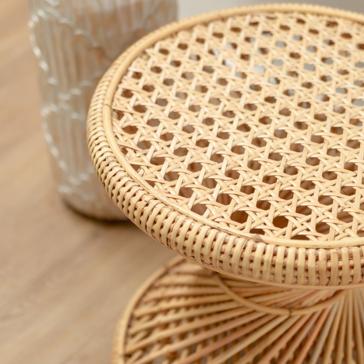 Runder Rattan-Beistelltisch Ø45 cm × 45 cm hoch – Luhu