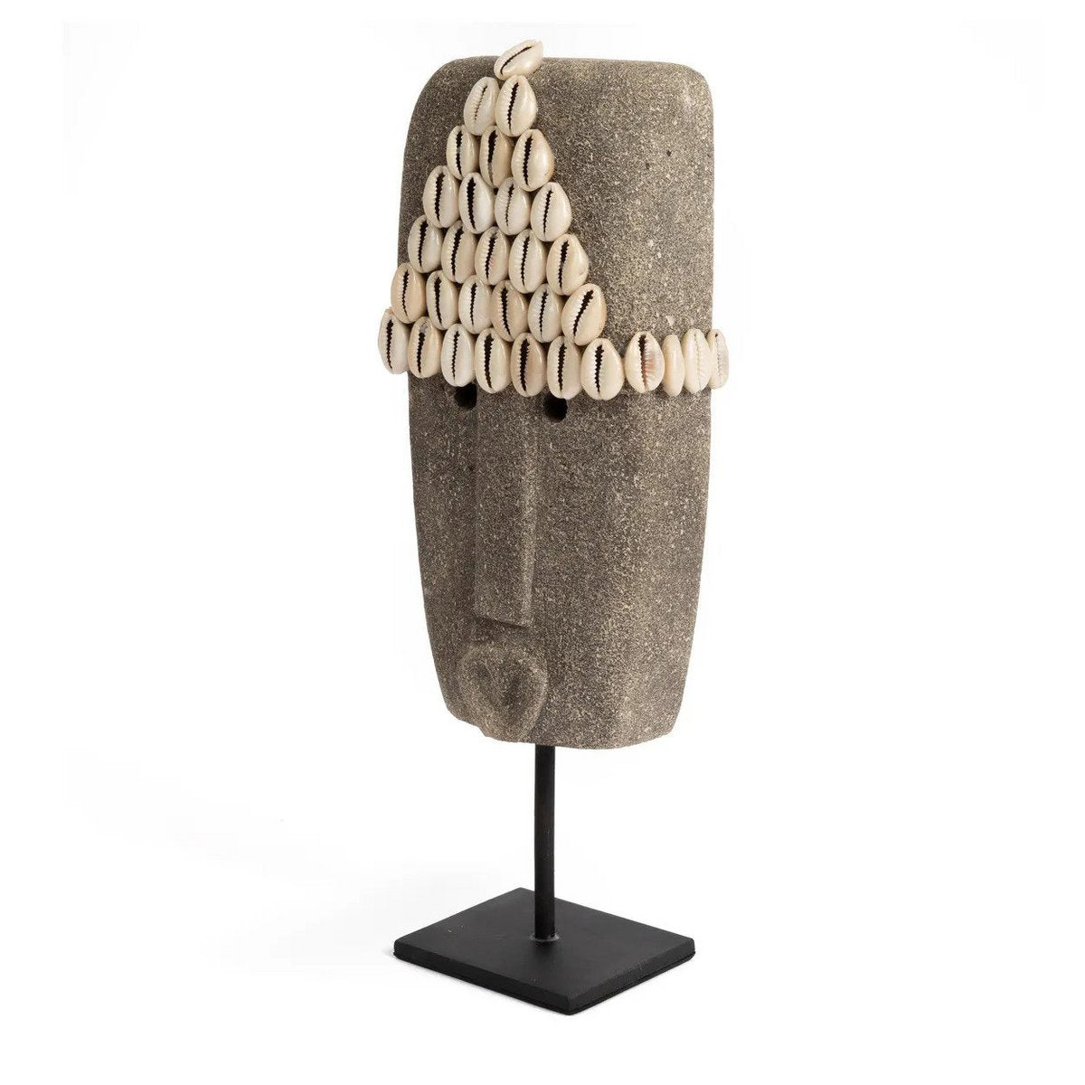 Grauer Sumba-Stein #32 auf Ständer – 32 cm