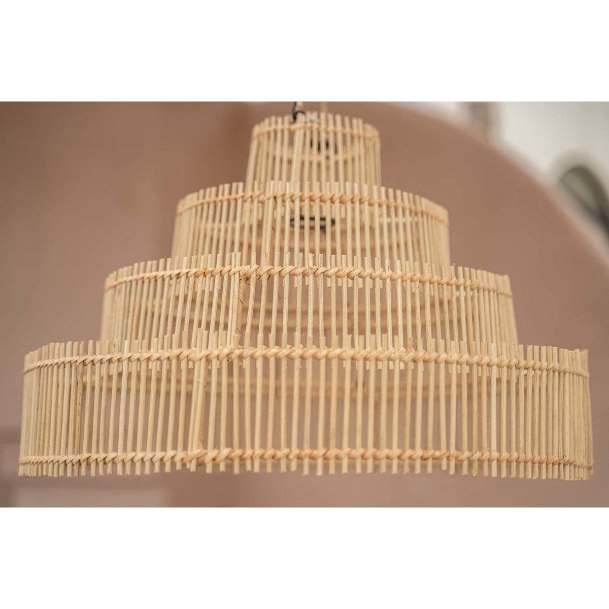 Rattan-Hängeleuchte 51 cm – gestufte Naturfaser