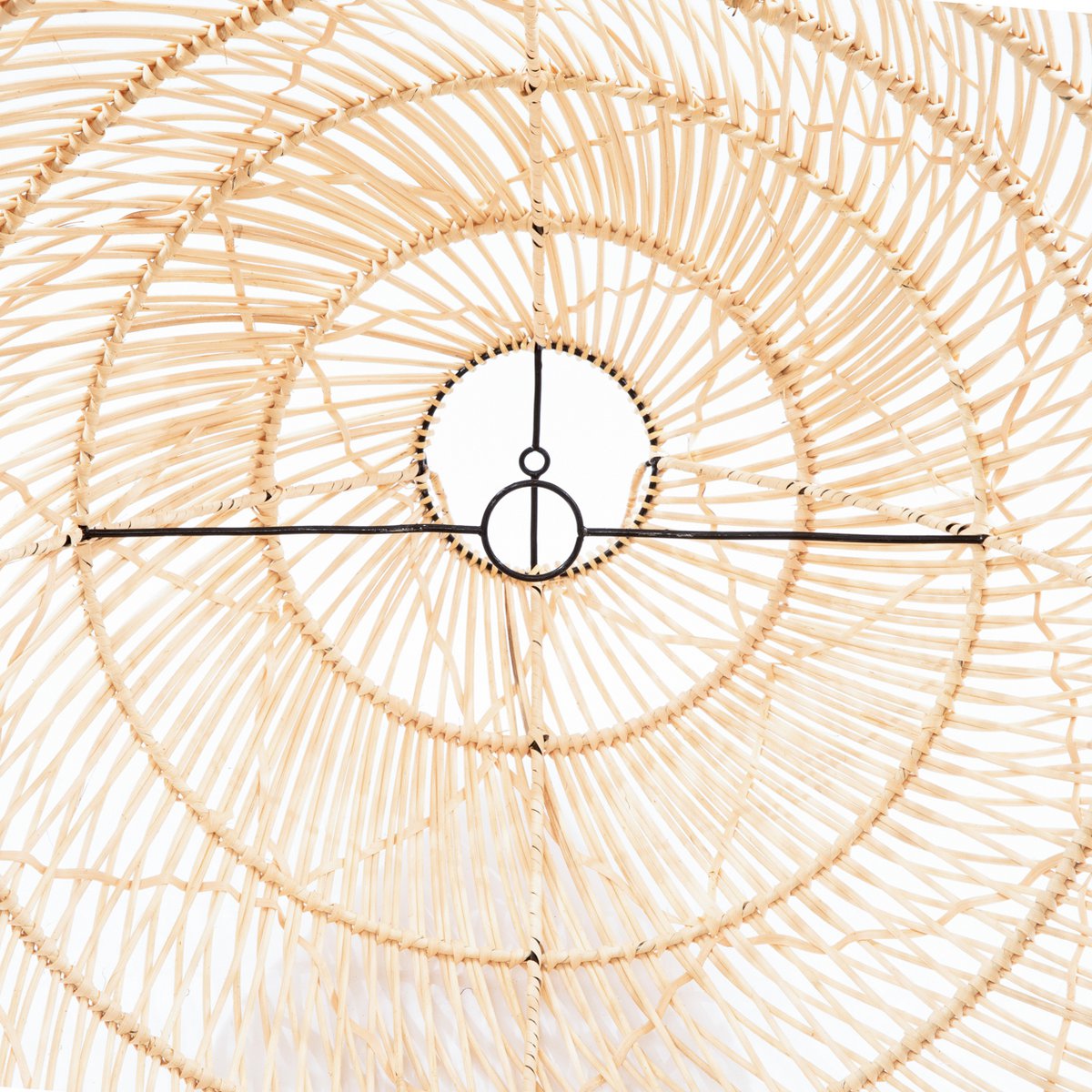 Rattan pendant light with twister weave - M