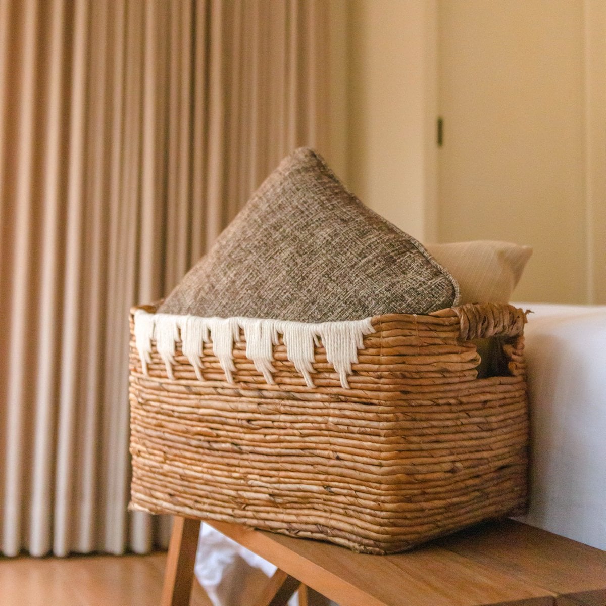 Jute & cotton storage basket 40×30×24 cm – handwoven, Indonesia