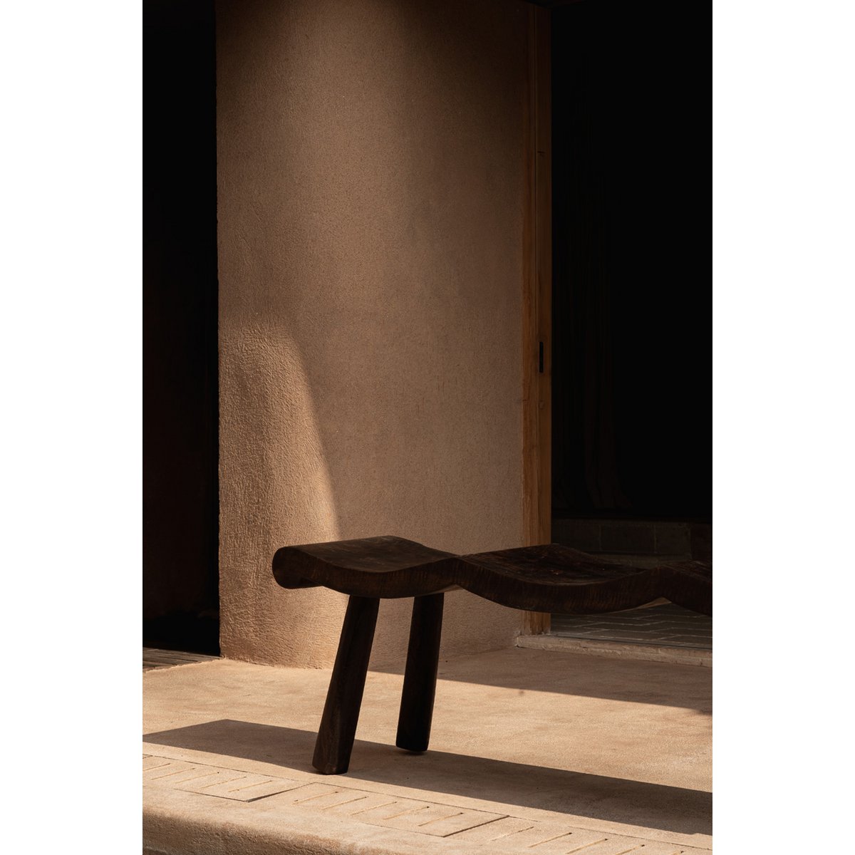 Mango wood bench, dark walnut, 155 cm - wave seat