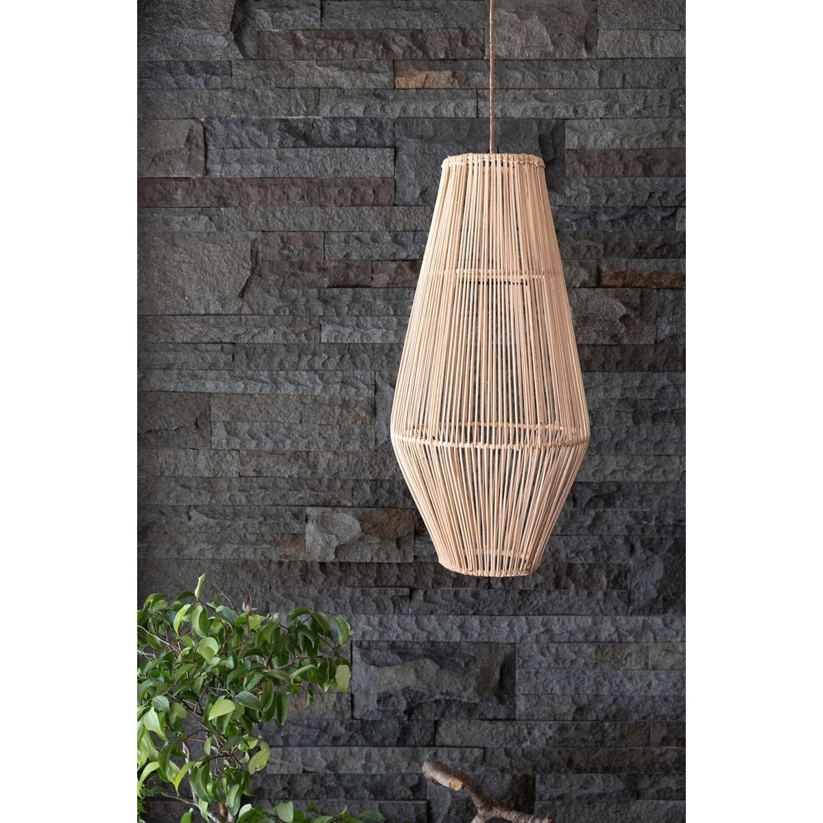Rattan-Hängeleuchte 30×60 cm – vertikale Stangenwebung, handgefertigt