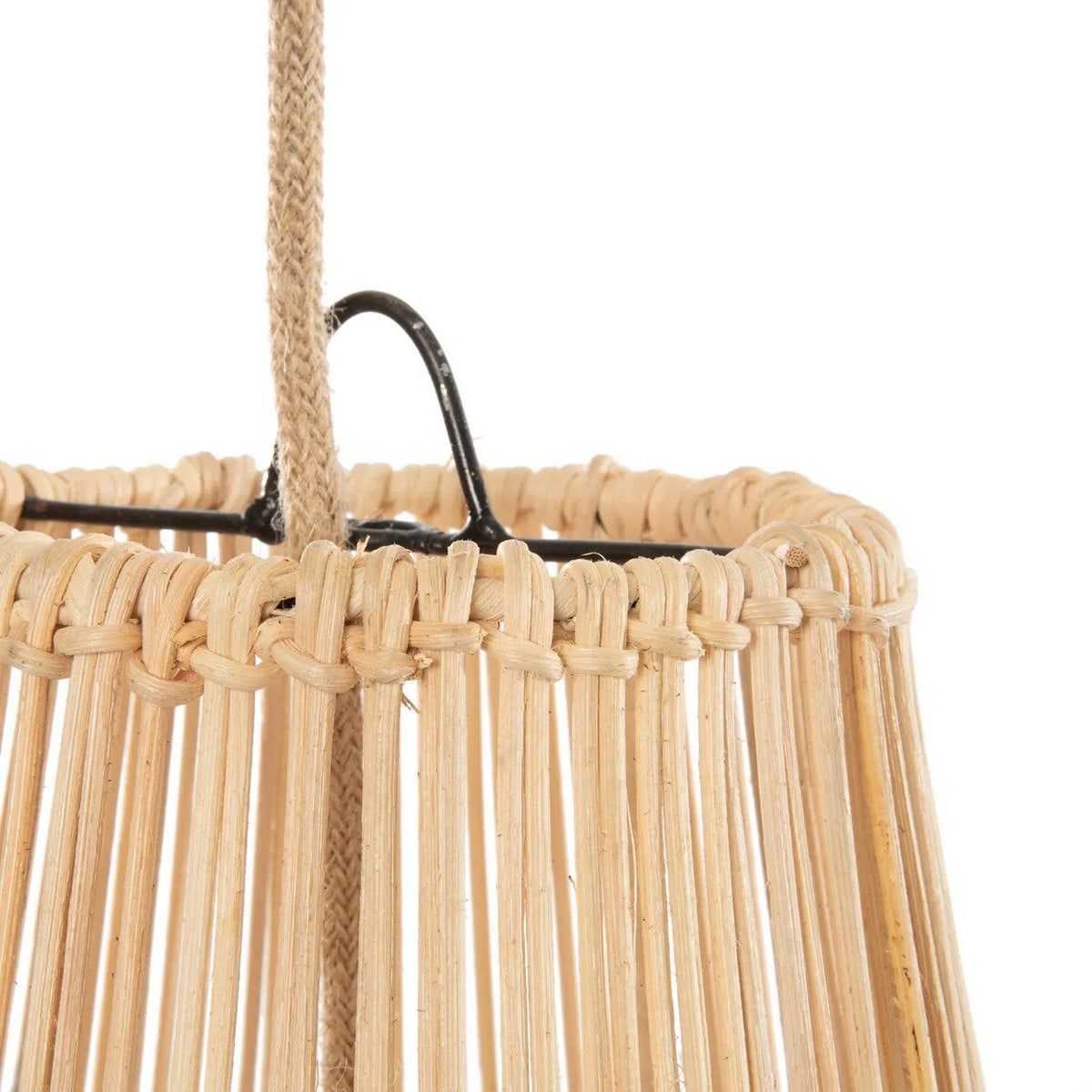 Rattan-Hängeleuchte 30×60 cm – vertikale Stangenwebung, handgefertigt
