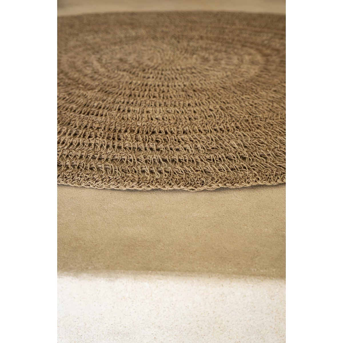 Seagrass carpet round, natural – 100 cm