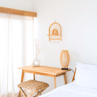 Rattan wall shelf 41×53 cm – handmade in Indonesia