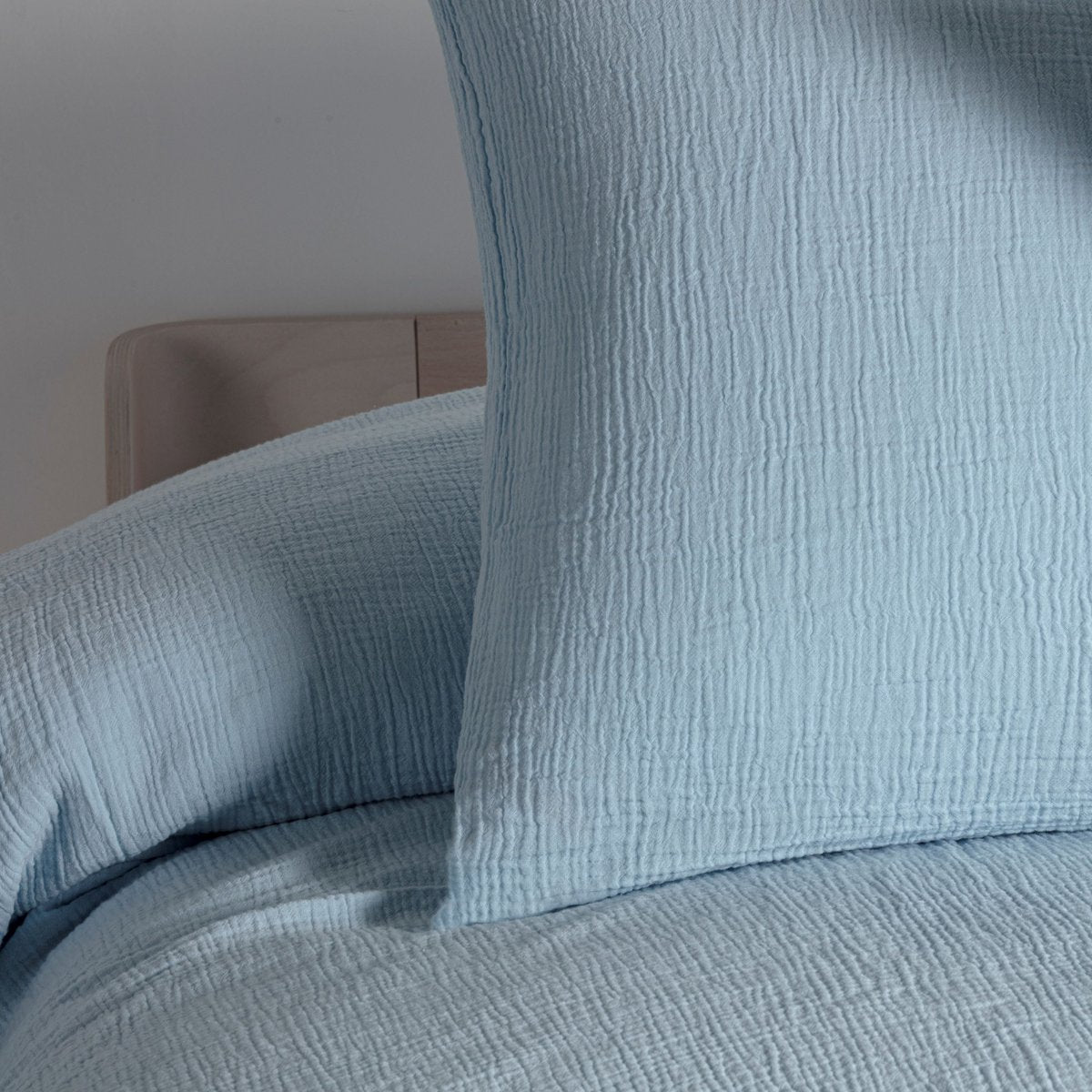 Cotton muslin duvet cover, ice blue - no iron