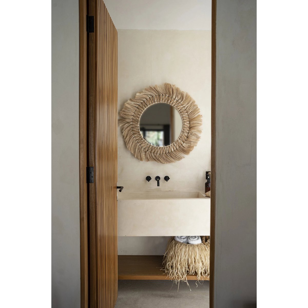 Rundt vægspejl i rattan, 90 cm - Naturlys