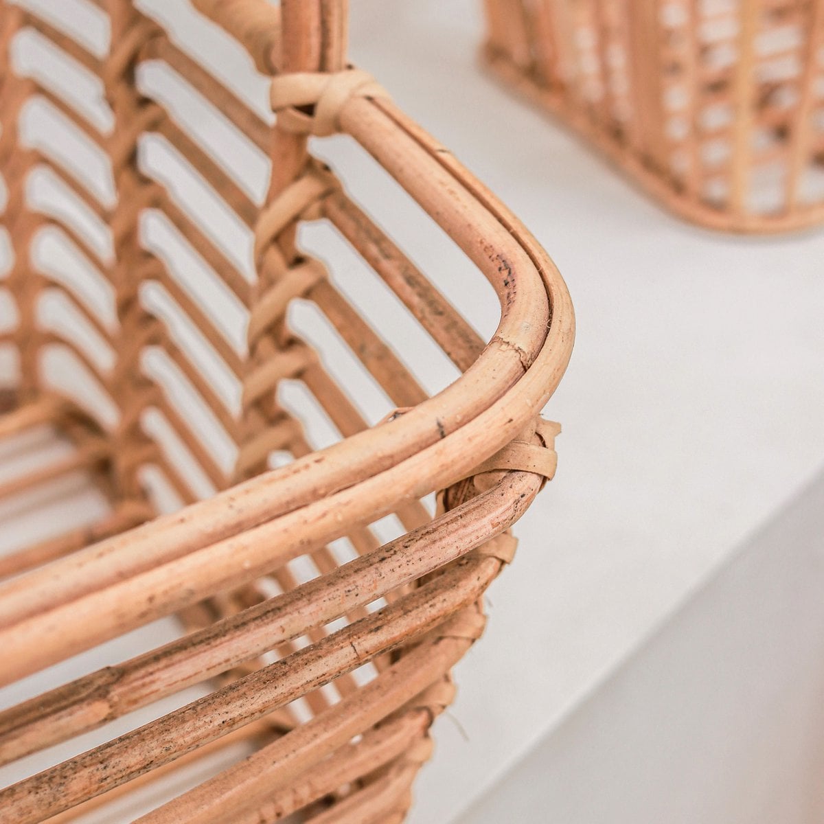 Rattan opbevaringskurv KUPANG S – 34 × 34 × 37 cm
