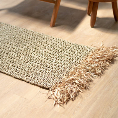 Søgræs- og raffiamåtte 120×60 cm – stribet, håndvævet i Indonesien