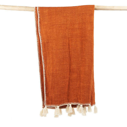 Baumwoll-Tagesdecke, 246×126 cm – Stickerei Terrakotta