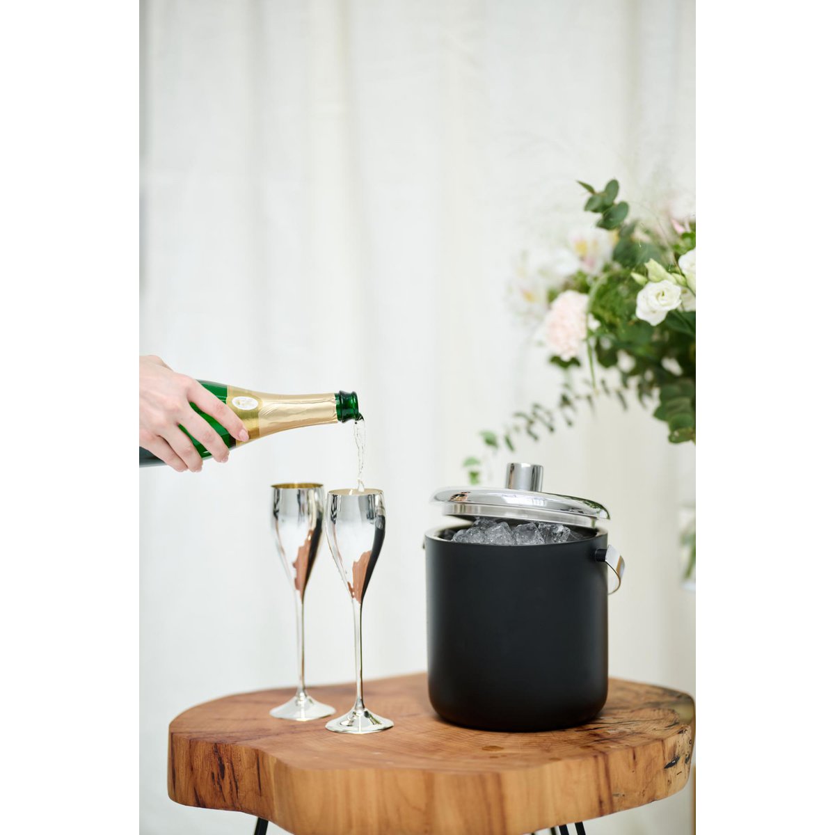 Messing Champagnergläser im 4er-Set, 23 cm – versilbert
