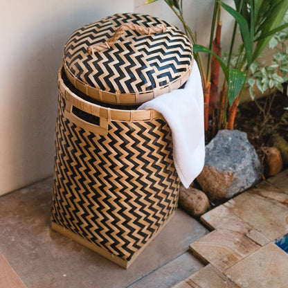 Bamboo laundry basket NABIRE – with lid