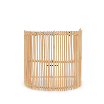 Væglampe af rattan 20×25 cm - halvcylinder, håndlavet