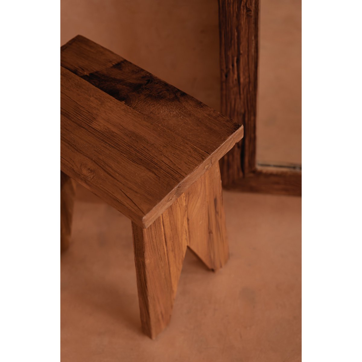 Teakhocker mit stabilen Beinen - 40 cm