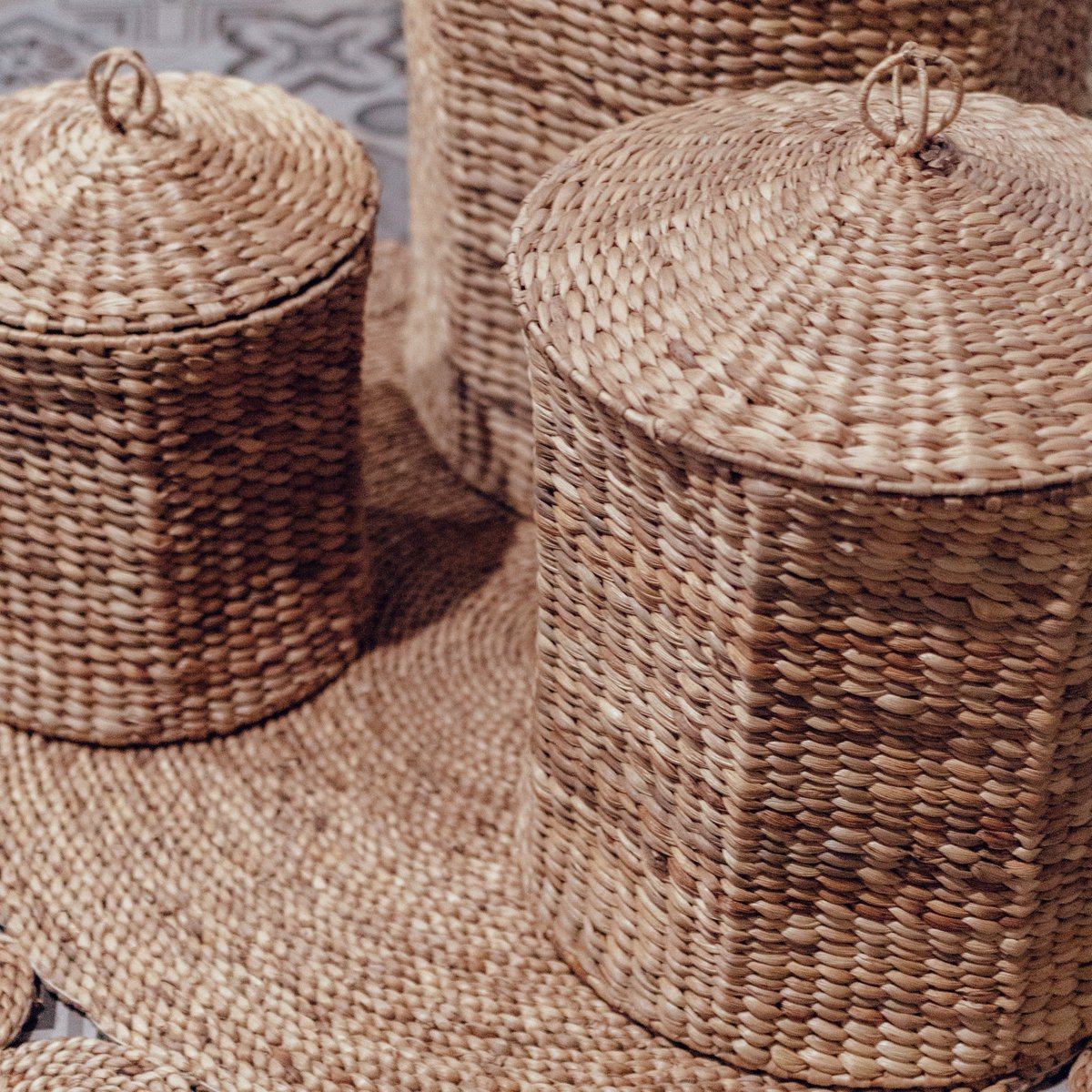 Jute & metal laundry basket with lid, M – 40 × 40 cm
