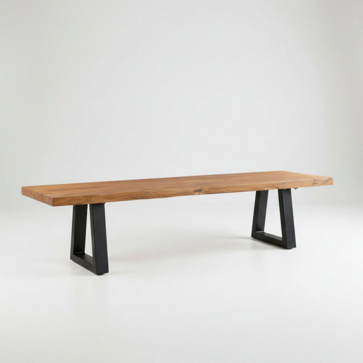 Teakbank mit Eisenbeinen, 220 cm – Altholz
