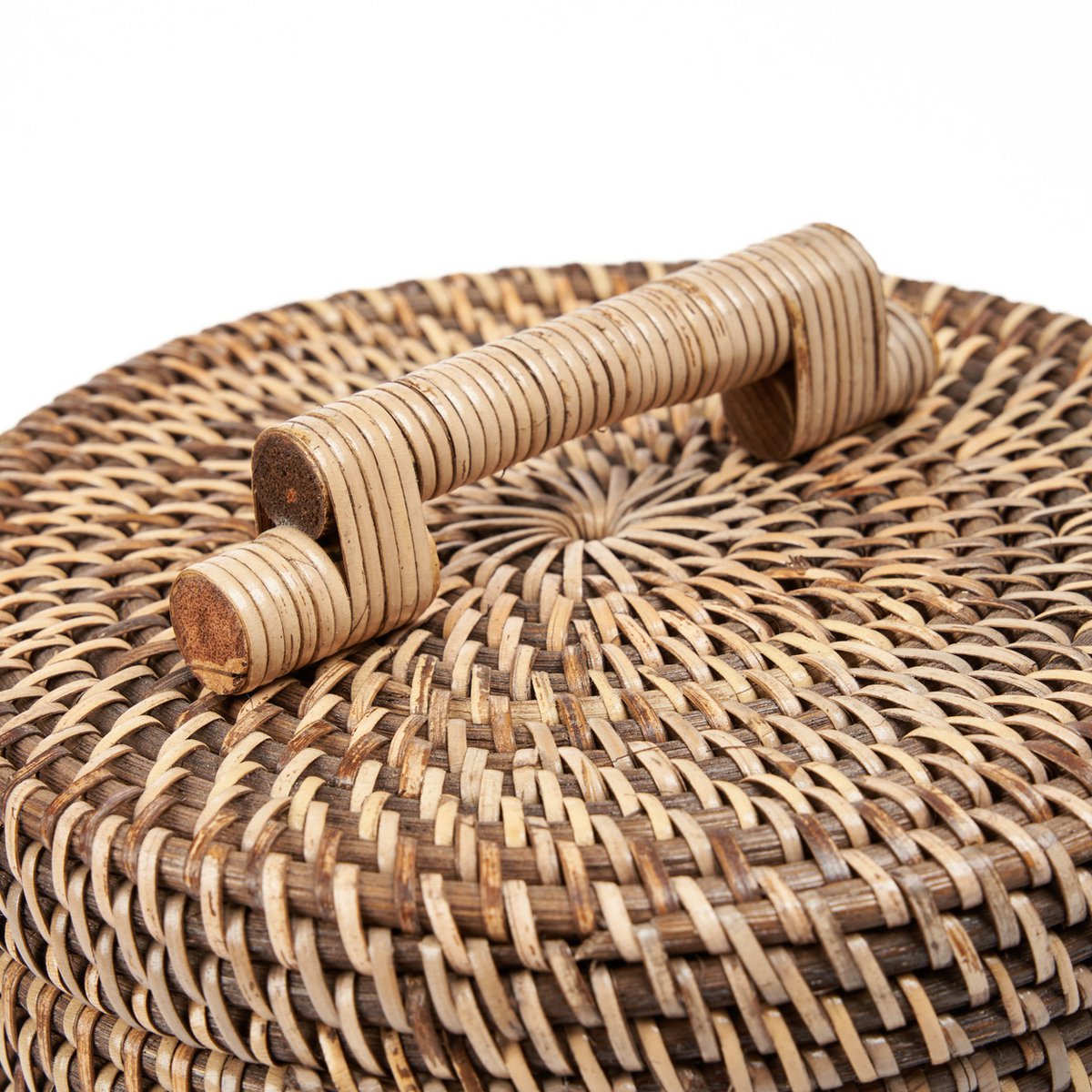 Rattanbeholder 20 × 37 cm høj - naturlig brun