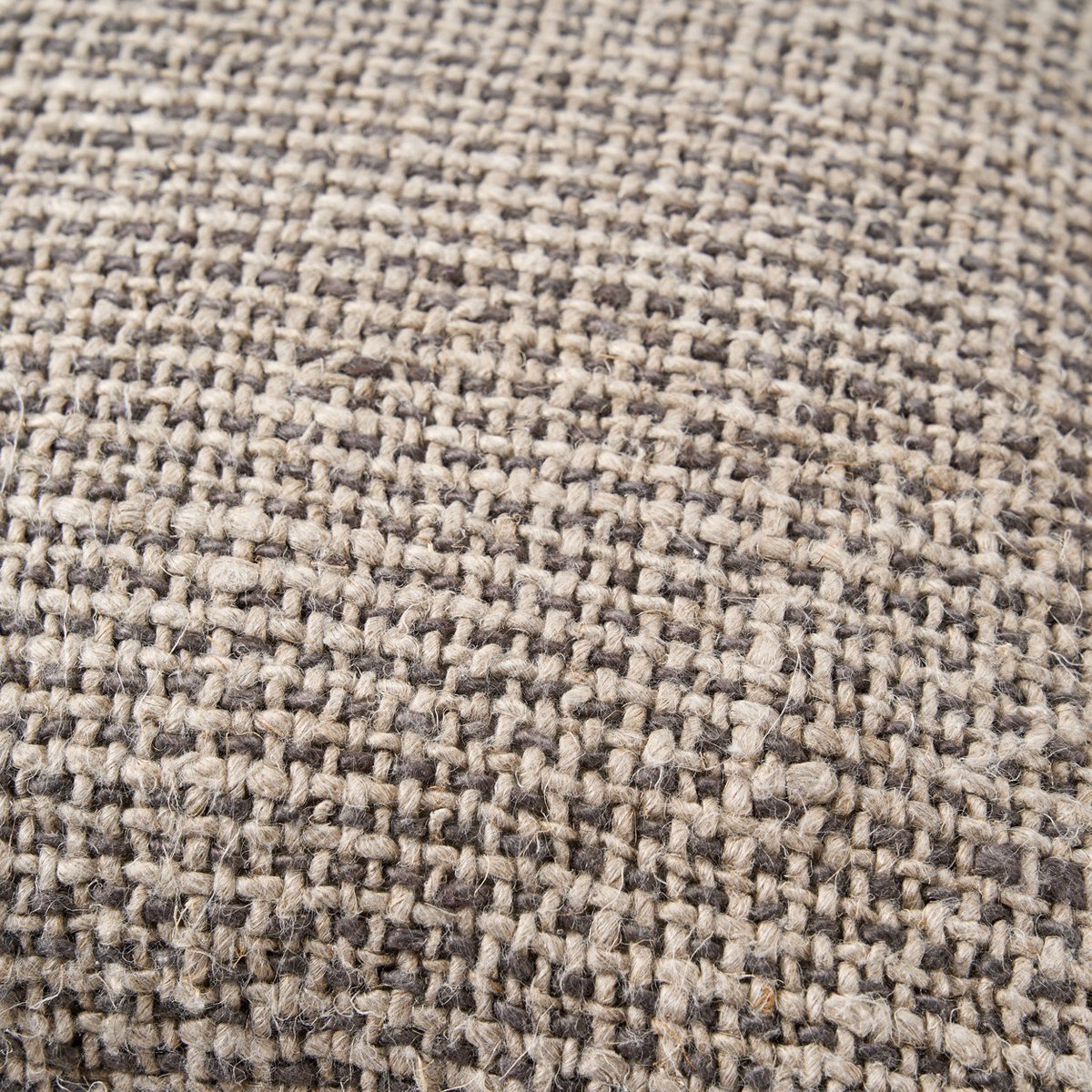 Leinenkissenbezug 50×50 cm – Naturschwarz-Korntextur
