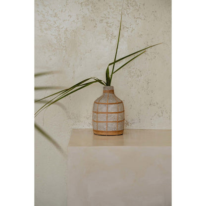 Terracottavase med fletdetalje - L