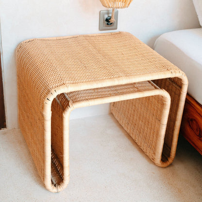 Rattan og metal sidebord 55×45×45 cm – Bayu
