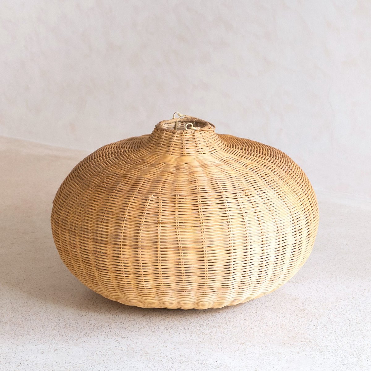 Rattan lampshade Ø 56 cm – wide round woven shade, beige