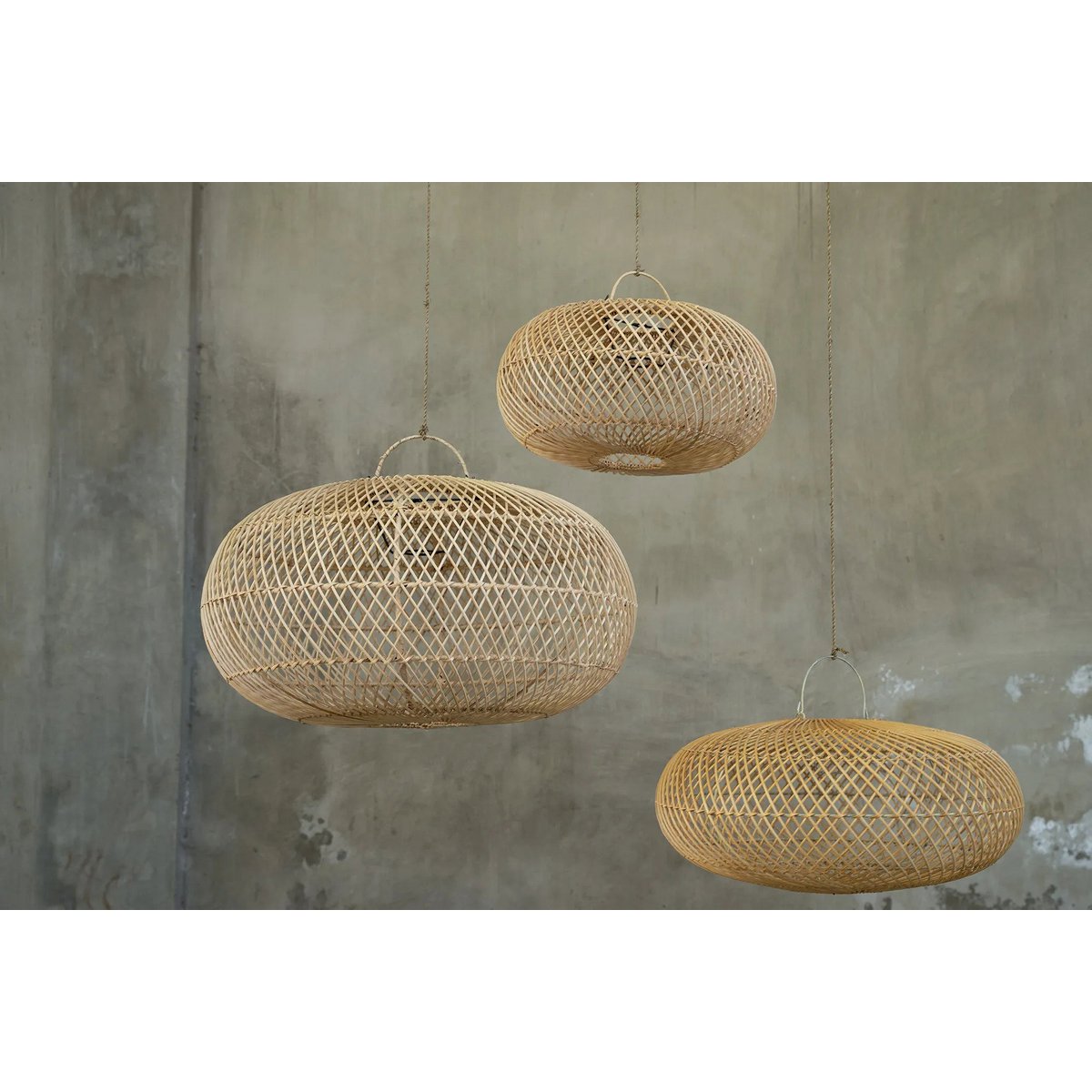 Rattan-Pendelleuchte 60 cm – handgeflochten, beige