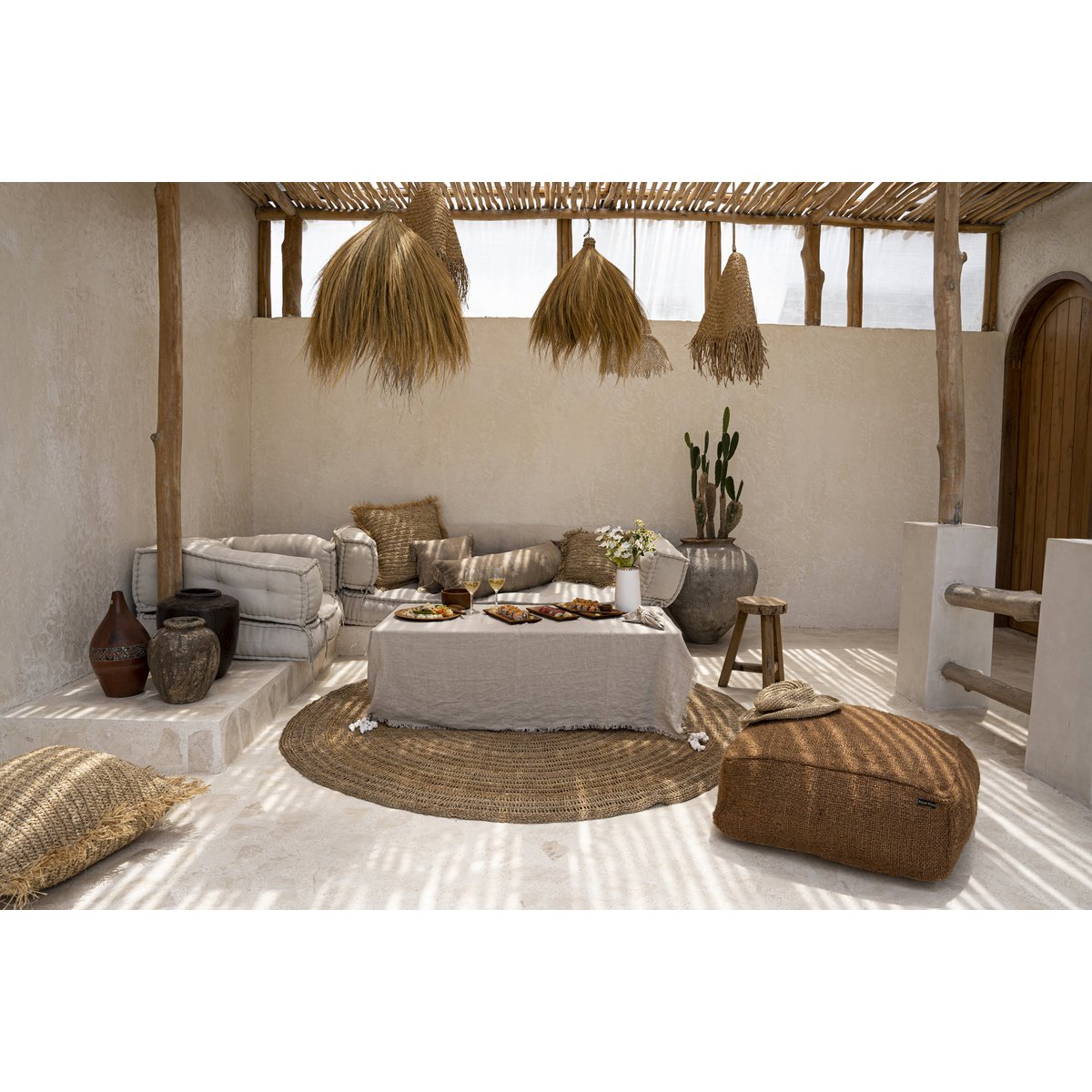 Linen tablecloth, beige, 150×150 cm
