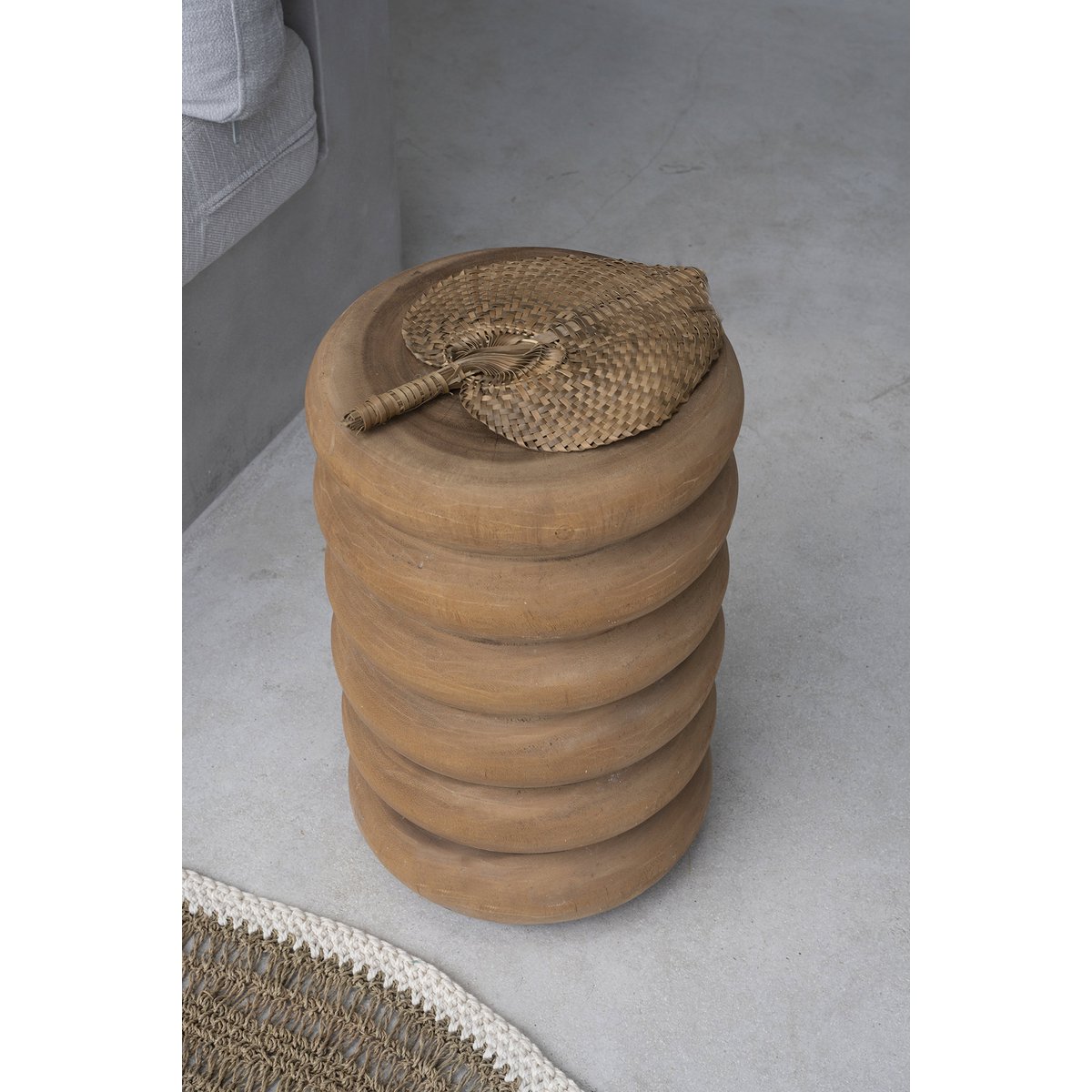 Umiko skammel, naturtræ - 45 cm
