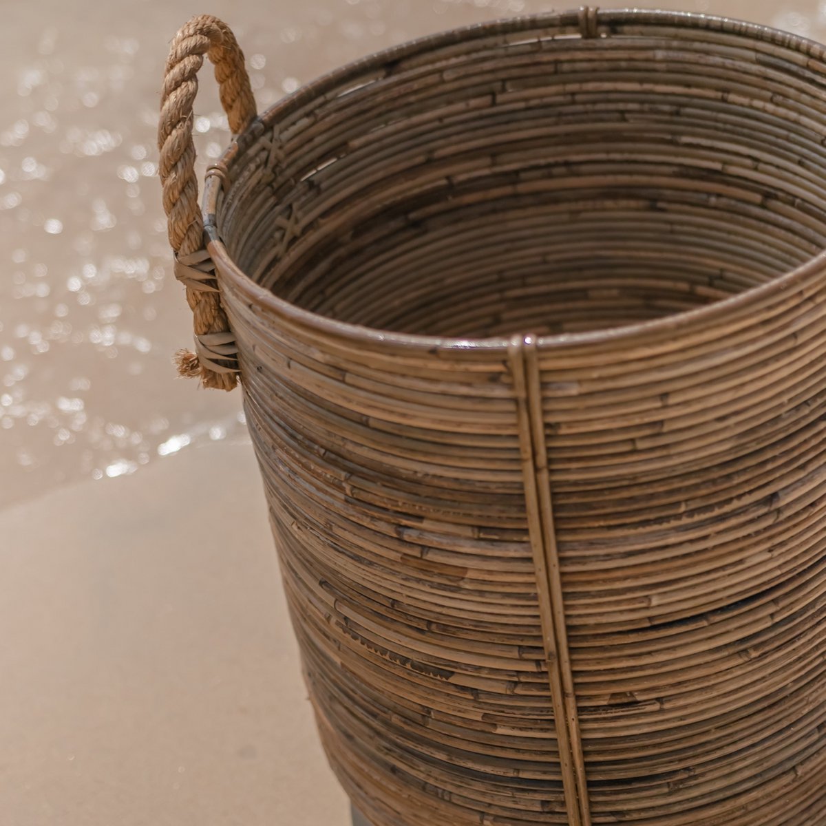 Rattan basket Otere Ø 40 cm – handwoven on Java with jute handles