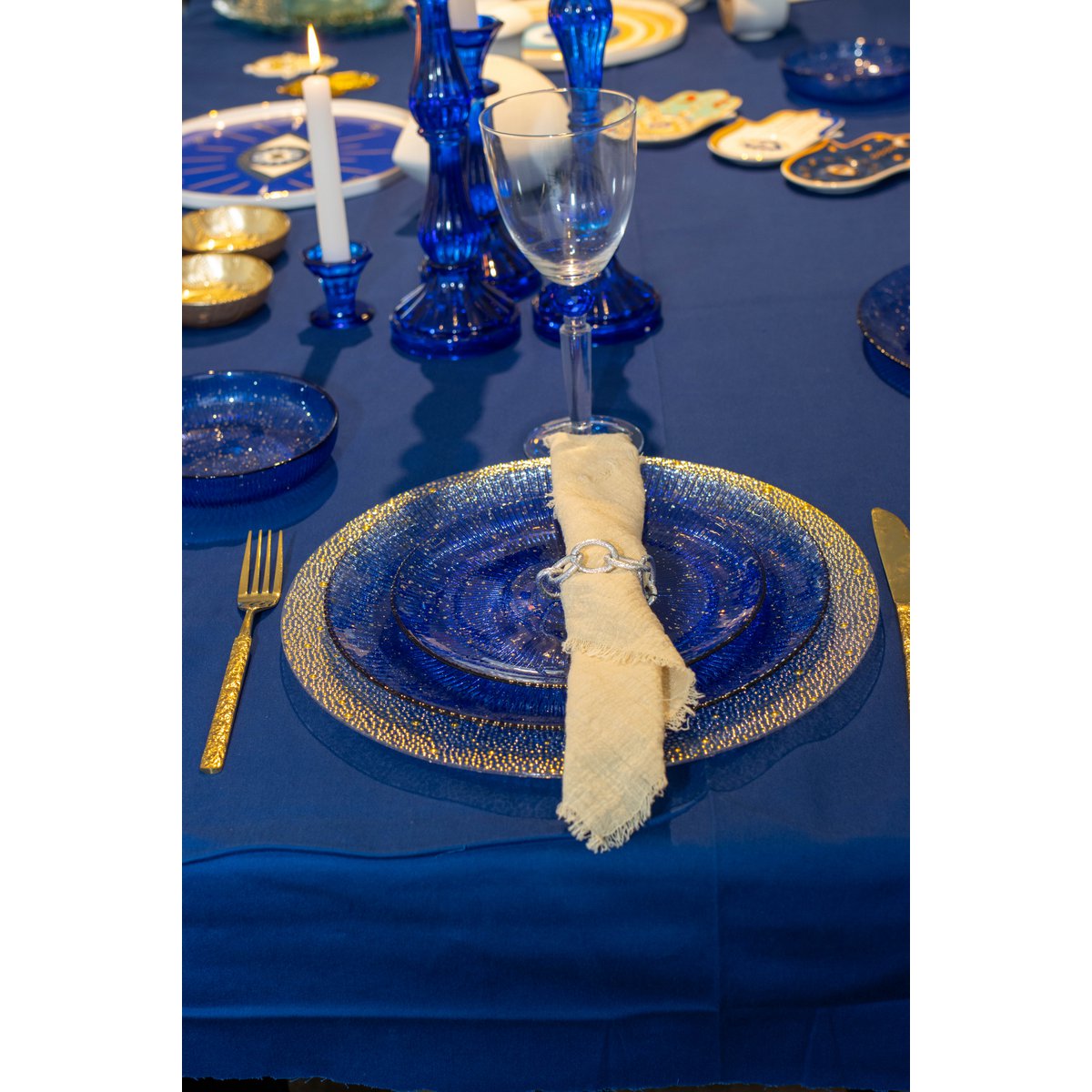 Glass wine glasses with blue diamond foot - set of 4