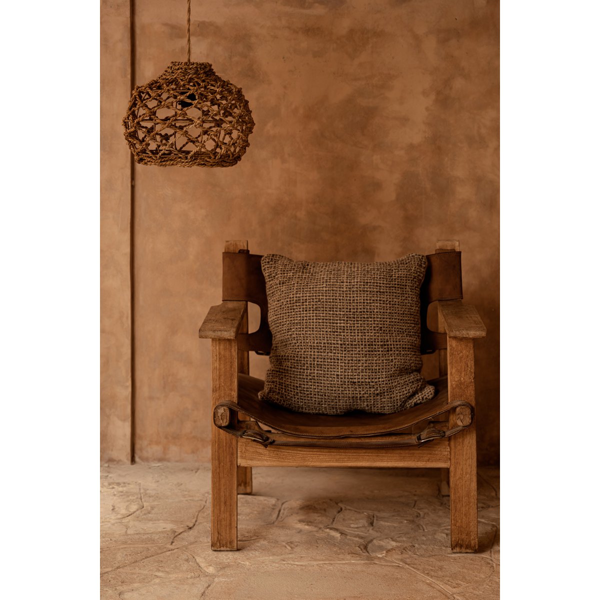 Leinenkissenbezug 50×50 cm – Naturschwarz-Korntextur