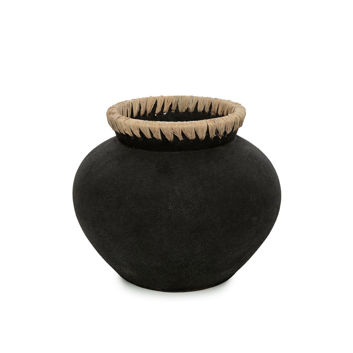 Terracotta vase with raffia, medium - 23 cm