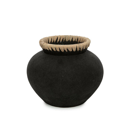 Terracotta vase with raffia, medium - 23 cm