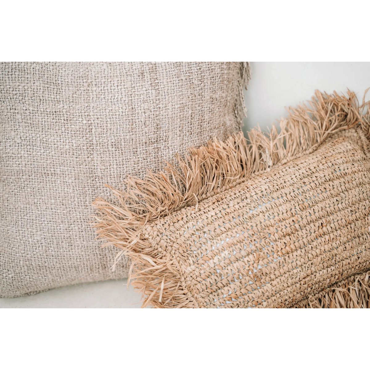 Raffiakissenbezug 30×50 cm – handgewebt, Natur-Beige