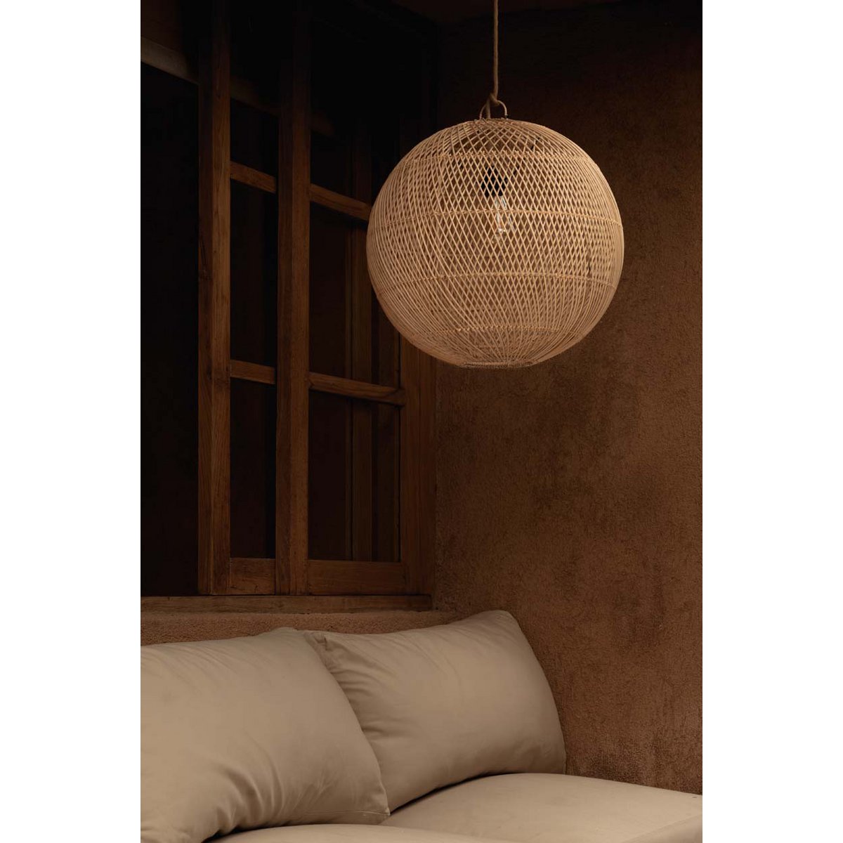 Handgewebter Rattan-Kugelpendelschirm 50 cm – natur, mittel