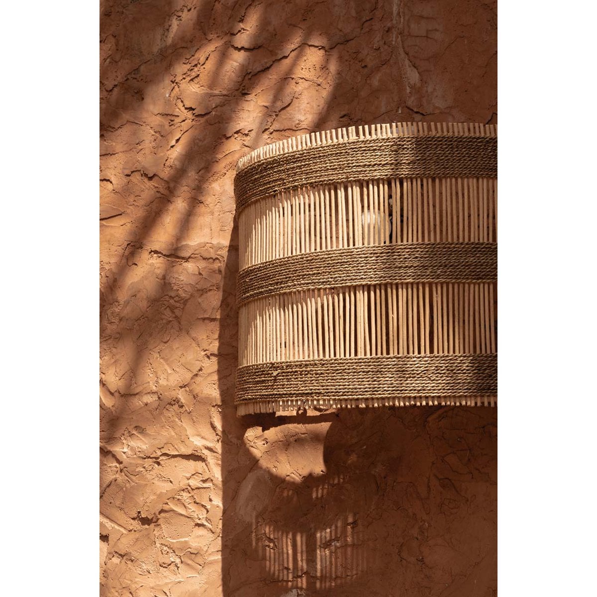 Rattan-Wandleuchte 45 cm – handgewebt, naturfarben