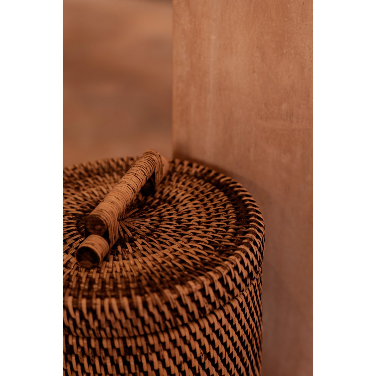 Rattanbeholder 20 × 37 cm høj - naturlig brun